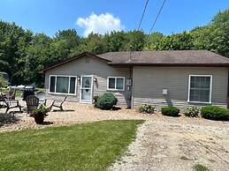 Waterfront Cottage In Michigan By S&s Properties 3 Bedroom Cabin
