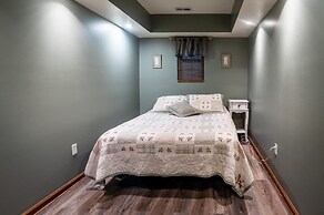 Waterfront Cottage In Michigan By S&s Properties 3 Bedroom Cabin