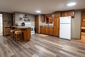 Waterfront Cottage In Michigan By S&s Properties 3 Bedroom Cabin