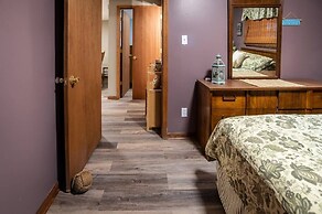 Waterfront Cottage In Michigan By S&s Properties 3 Bedroom Cabin