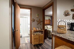 Waterfront Cottage In Michigan By S&s Properties 3 Bedroom Cabin