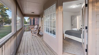 Serene Escape By The Lake 3 Bedroom Home by RedAwning