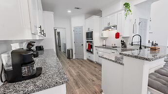 Serene Escape By The Lake 3 Bedroom Home by RedAwning