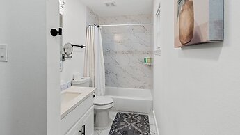 Serene Escape By The Lake 3 Bedroom Home by RedAwning