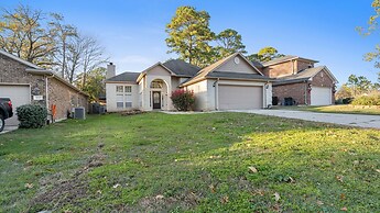 Serene Escape By The Lake 3 Bedroom Home by RedAwning