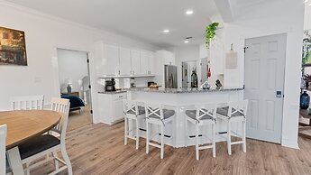 Serene Escape By The Lake 3 Bedroom Home by RedAwning