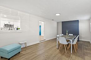 Sunny Palmetto Oasis: 4br Home With Private Pool 4 Bedroom Home by Red