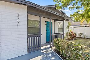 Sunny Palmetto Oasis: 4br Home With Private Pool 4 Bedroom Home by Red