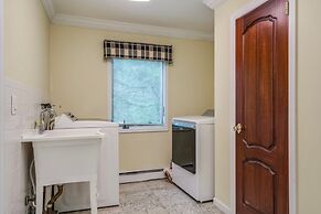 Serene Haven: Stunning Yard, Pool, And Views 4 Bedroom Home by RedAwni