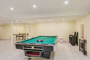 Serene Haven: Stunning Yard, Pool, And Views 4 Bedroom Home by RedAwni