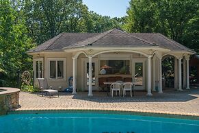 Serene Haven: Stunning Yard, Pool, And Views 4 Bedroom Home by RedAwni