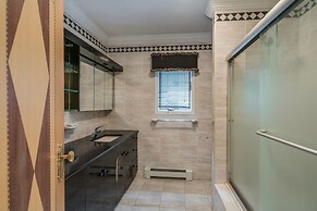 Serene Haven: Stunning Yard, Pool, And Views 4 Bedroom Home by RedAwni