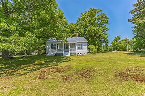 Rustic Farmhouse 4 Bedroom Home by RedAwning
