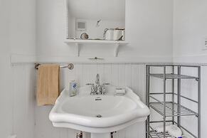 Rustic Farmhouse 4 Bedroom Home by RedAwning