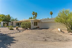 Tranquil Mid-century Home In Foothills 4 Bedroom Home by RedAwning