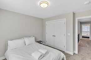 The Ideal Getaway 3 Bedroom Home by RedAwning