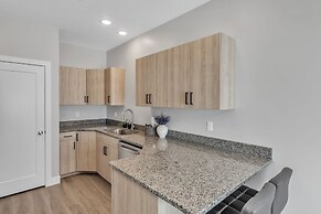 The Ideal Getaway 3 Bedroom Home by RedAwning