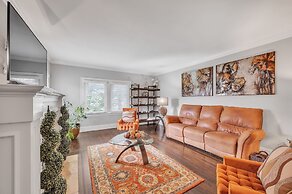 Serene & Charming 5br Des Plaines Getaway 5 Bedroom Home by RedAwning