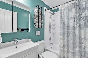 Robin's Rest 3 Bedroom Home by RedAwning