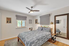 Robin's Rest 3 Bedroom Home by RedAwning