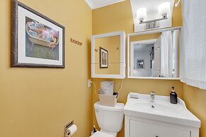 Robin's Rest 3 Bedroom Home by RedAwning