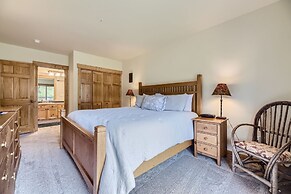 2652 Tenderfoot Lodge 3 Bedroom Condo by RedAwning