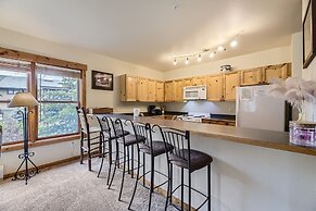 2652 Tenderfoot Lodge 3 Bedroom Condo by RedAwning