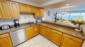 Beach House 503d 2 Bedroom Condo by RedAwning