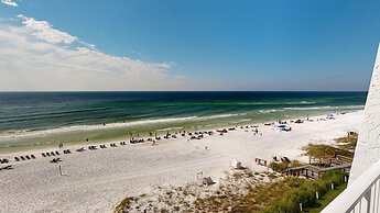 Beach House 503d 2 Bedroom Condo by RedAwning