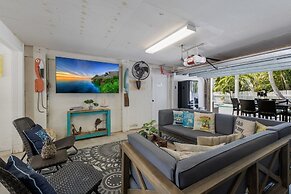 Sea La Vie 3 Bedroom Home by RedAwning