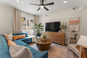 Deja Blue At Desert Color 2 Bedroom Condo