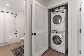 Deja Blue At Desert Color 2 Bedroom Condo