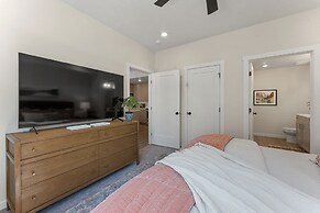 Deja Blue At Desert Color 2 Bedroom Condo