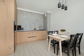 Bel Mare Stylish Apartment by Renters
