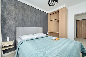 Bel Mare Stylish Apartment by Renters