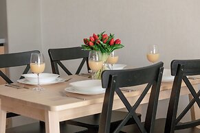 Bel Mare Stylish Apartment by Renters