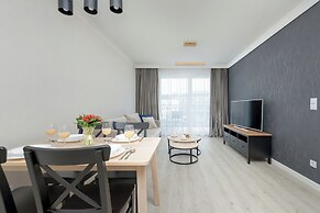 Bel Mare Stylish Apartment by Renters