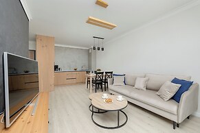 Bel Mare Stylish Apartment by Renters