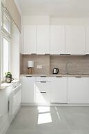 Comfortable Wroclaw Studio by Renters