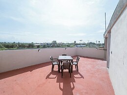 New Comfortable Retreat. Pool & BBQ
