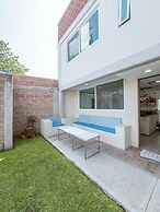 New Comfortable Retreat. Pool & BBQ