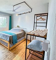 New Comfortable Retreat. Pool & BBQ