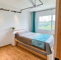New Comfortable Retreat. Pool & BBQ