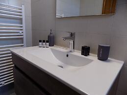 Central Cute 2Bd Balcony apt in Skiathos