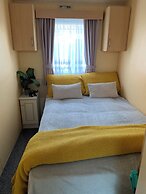 Serenity Place Caravan 2 Double Beds With Varanda