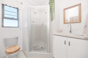 Lands Edge Eco Friendly Cottages