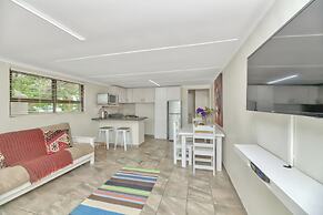 Lands Edge Eco Friendly Cottages