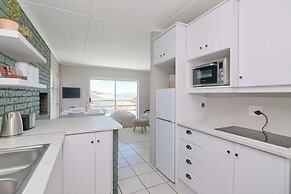 Lands Edge Eco Friendly Cottages