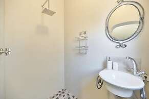 Lands Edge Eco Friendly Cottages