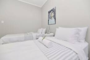 Lands Edge Eco Friendly Cottages